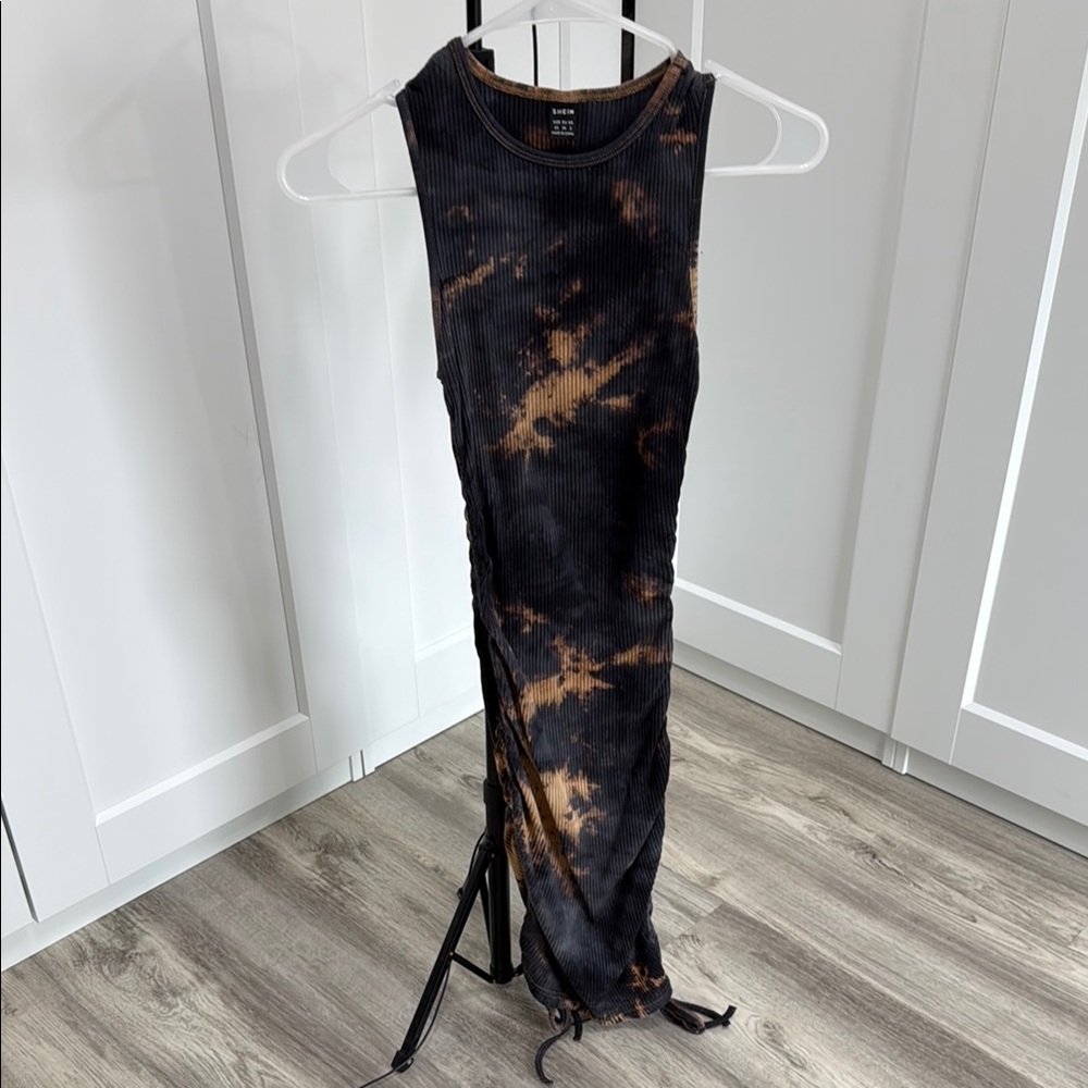 SHEIN Black and Tan Tie-Dye Midi Dress